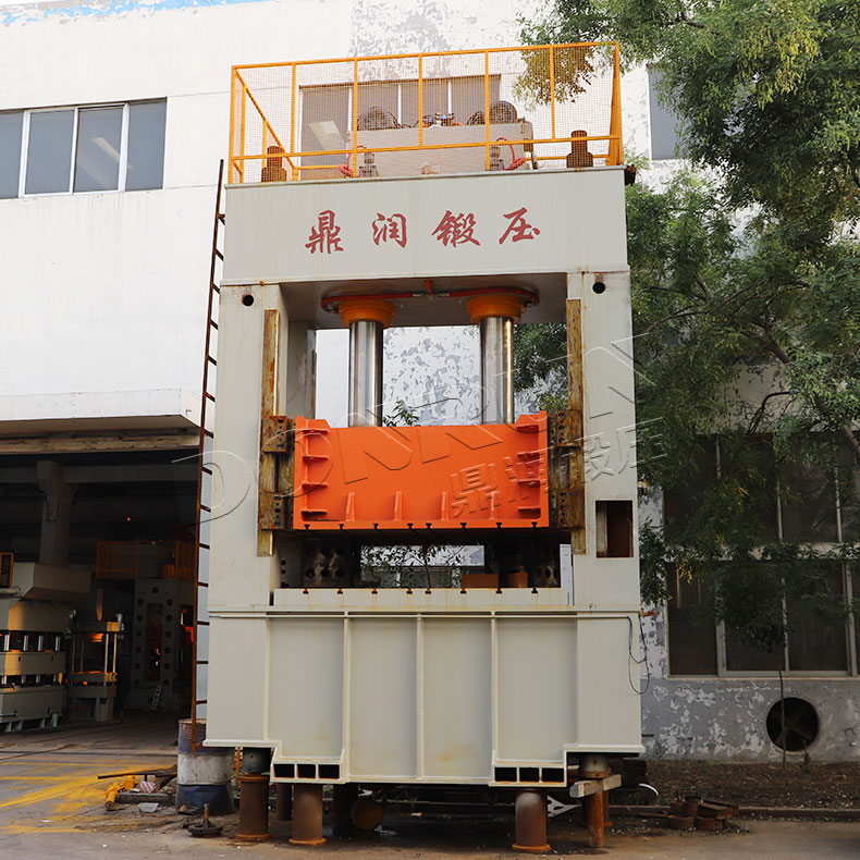 500吨框架液压机